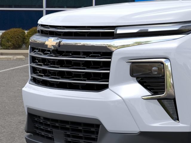 New 2027 Chevrolet Traverse LT w/ Sun and Wheel Package FWD image 13