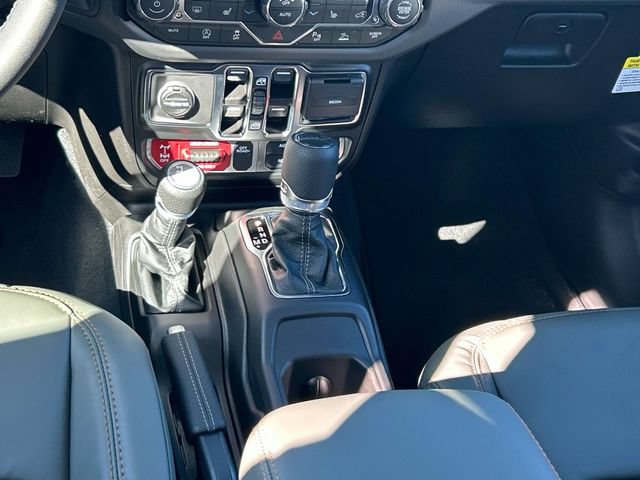New 2026 Jeep Gladiator Mojave AWD/4WD image 16