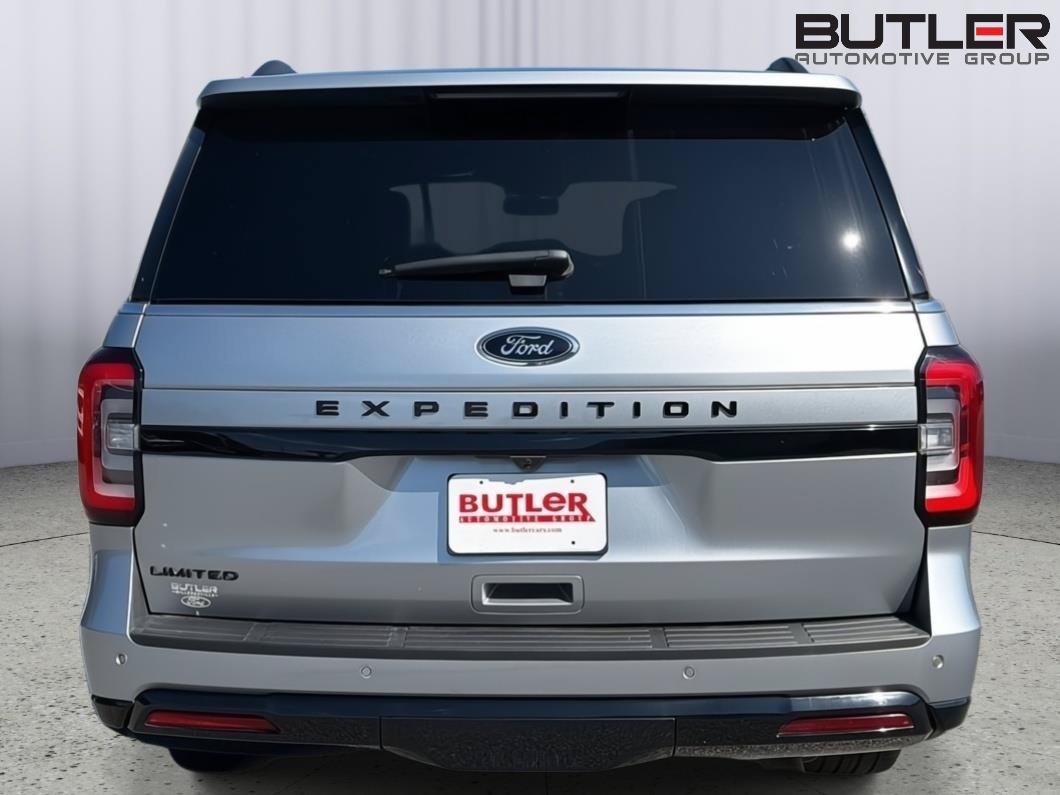Used 2024 Ford Expedition Limited RWD image 5