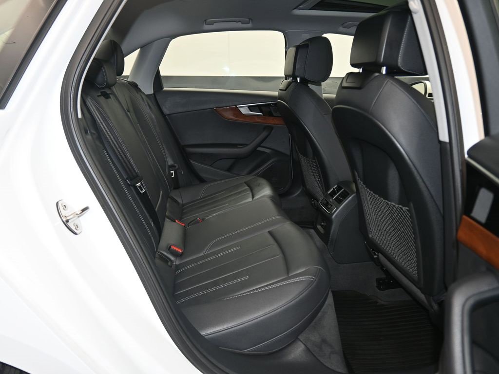 Used 2022 Audi A4 2.0T Premium image 38