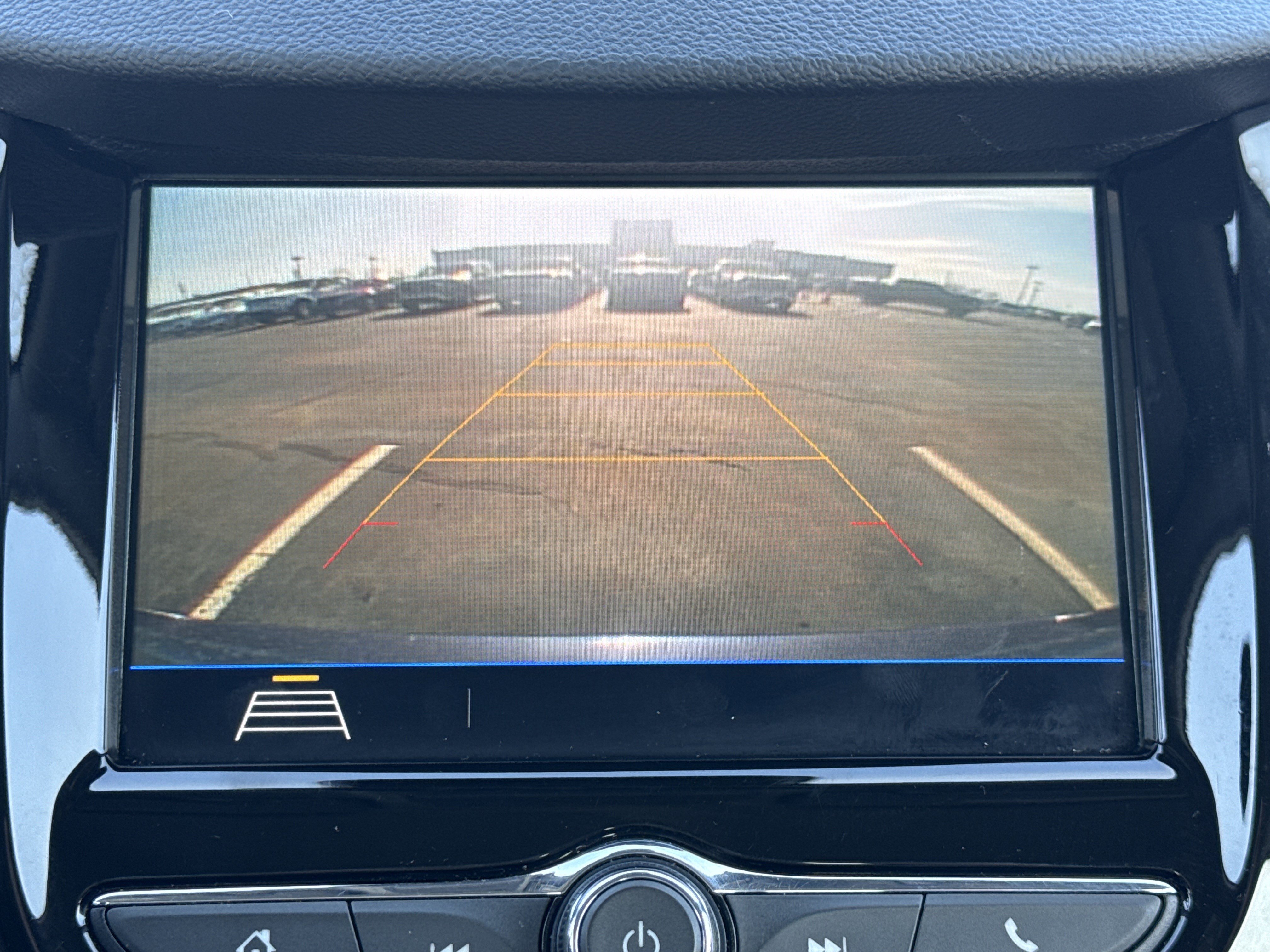 Used 2018 Chevrolet Trax LS image 19