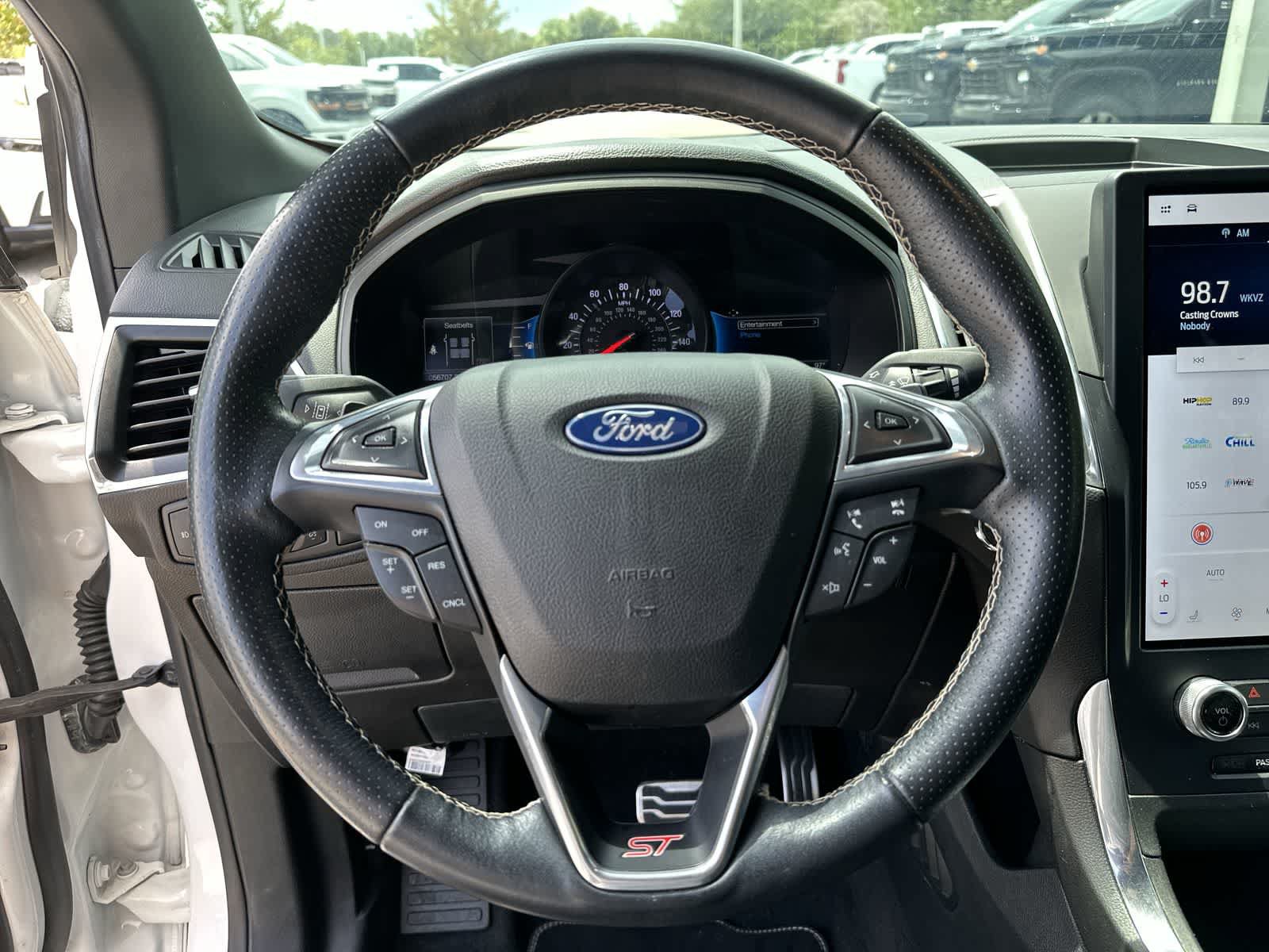 Used 2022 Ford Edge ST AWD/4WD image 19