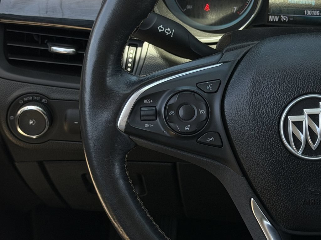Used 2017 Buick Envision Essence FWD image 13