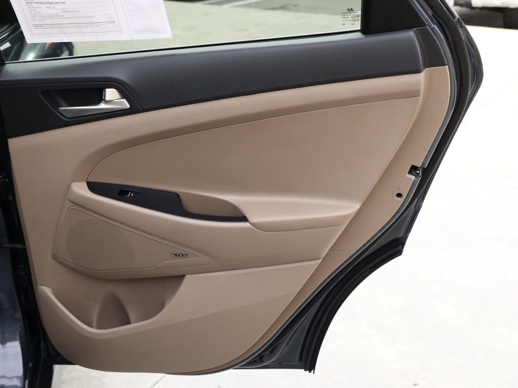 Used 2021 Hyundai Tucson Limited image 19