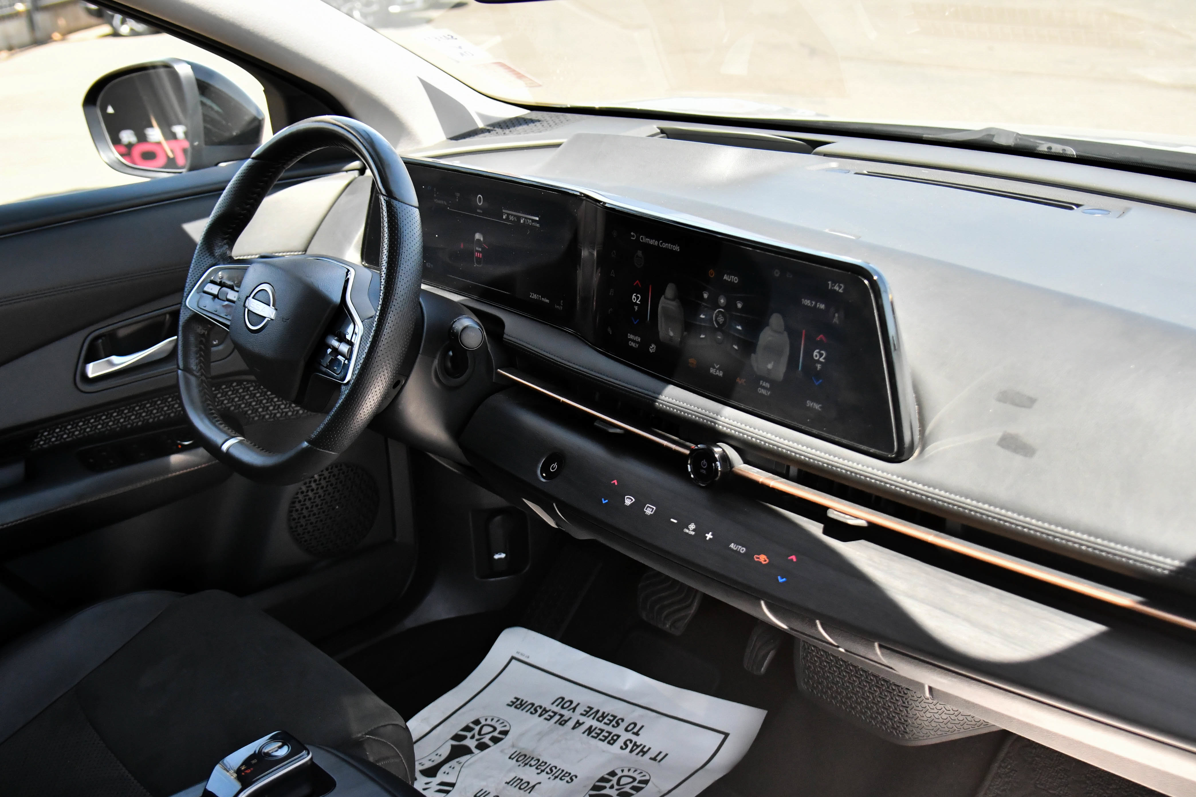 Used 2024 Nissan Ariya FWD image 49