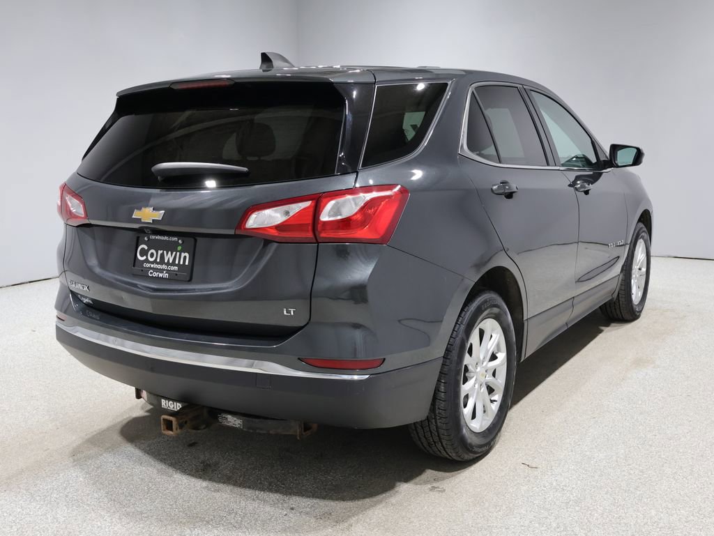 Used 2018 Chevrolet Equinox LT FWD image 2
