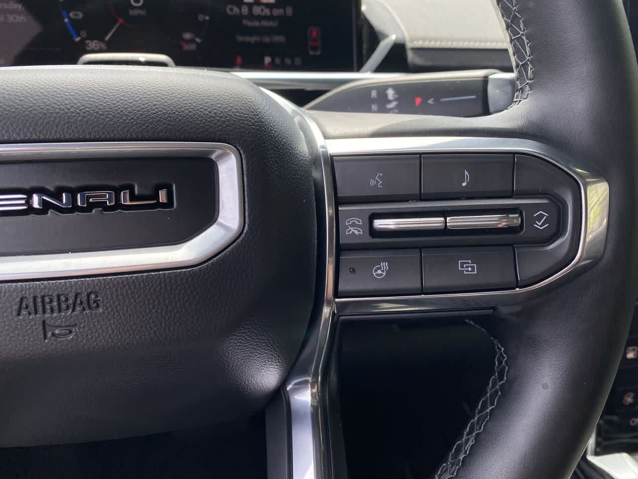 Used 2025 GMC Sierra EV Denali AWD/4WD image 21