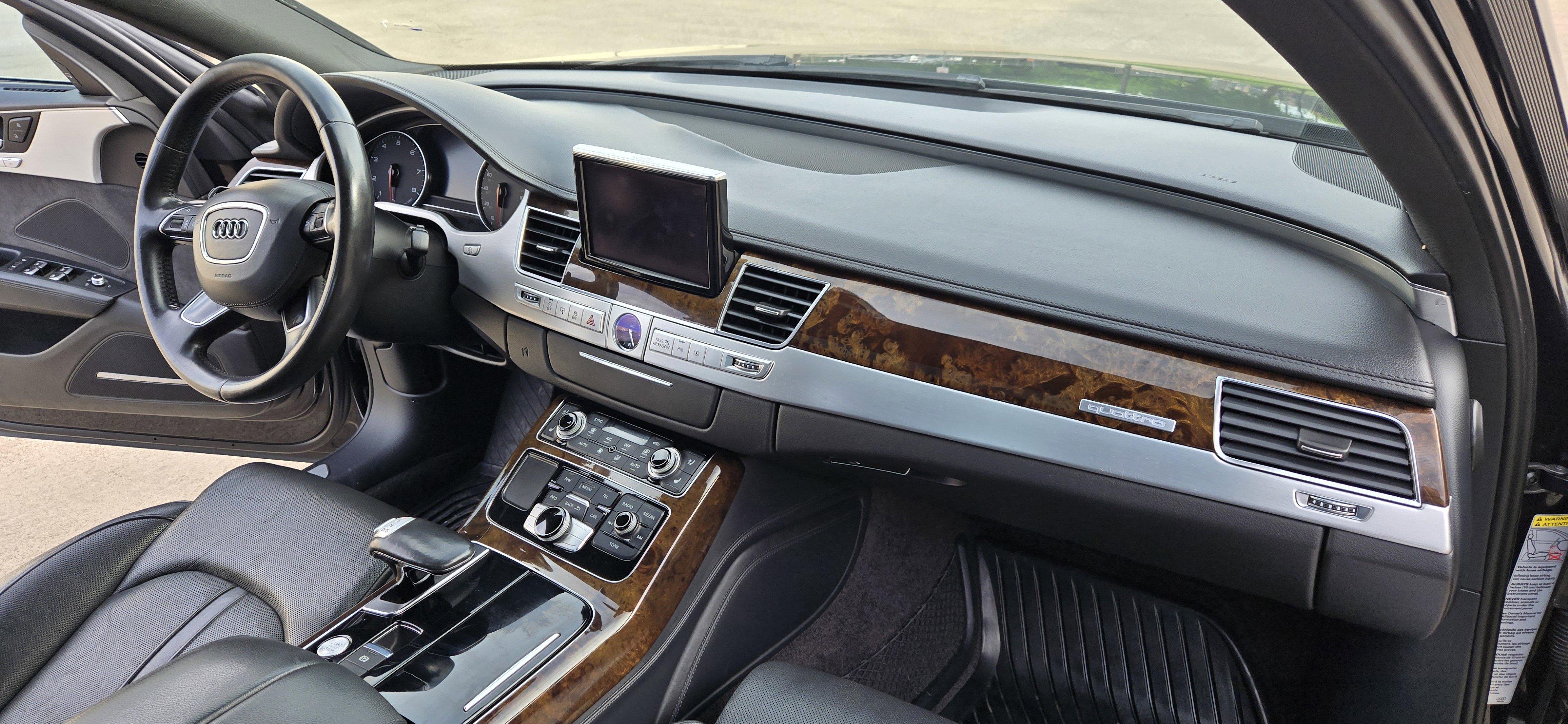 Used 2014 Audi A8 L 3.0T w/ Premium Package image 28