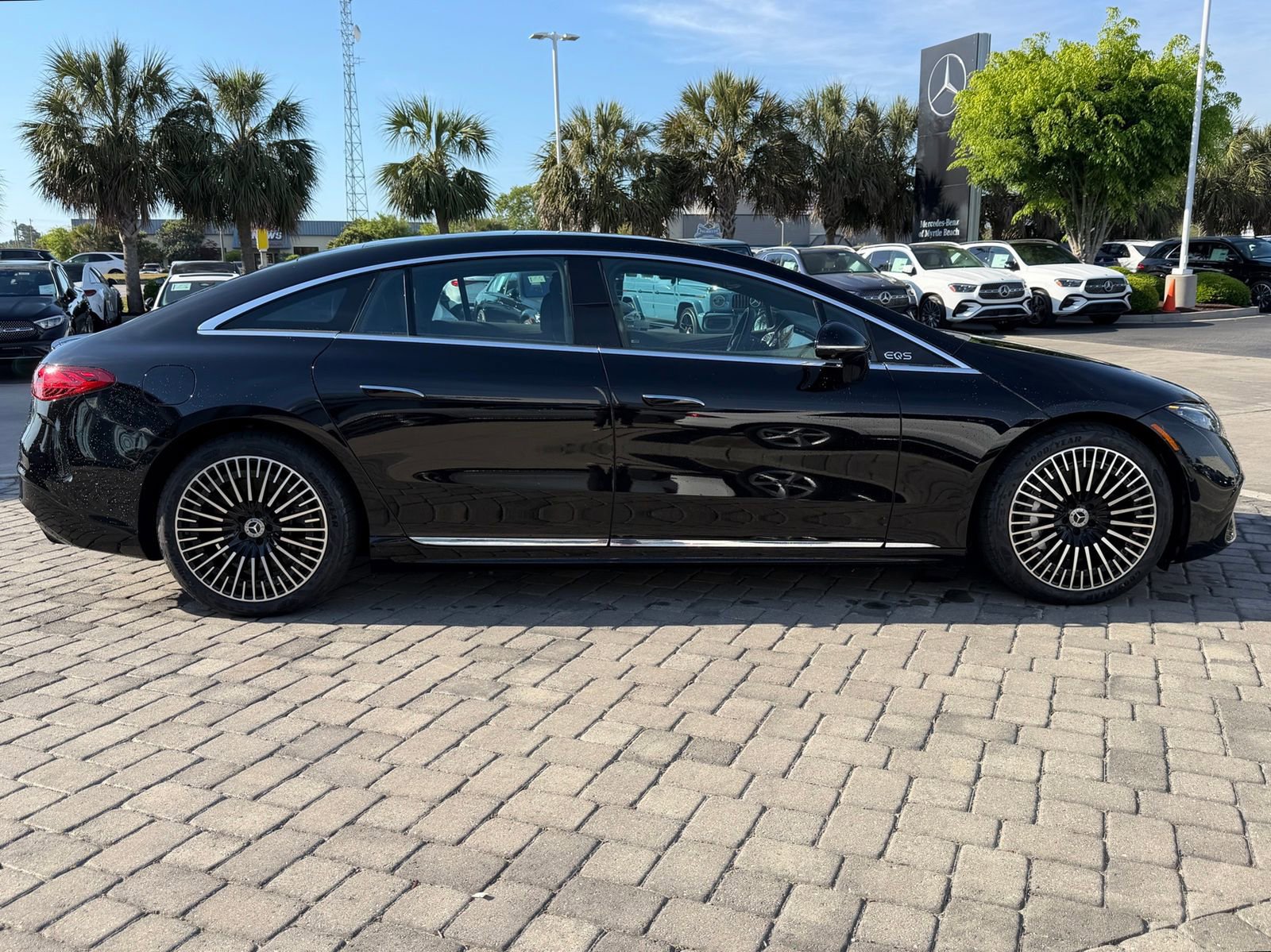 Certified 2023 Mercedes-Benz EQS 580 4MATIC Sedan image 8