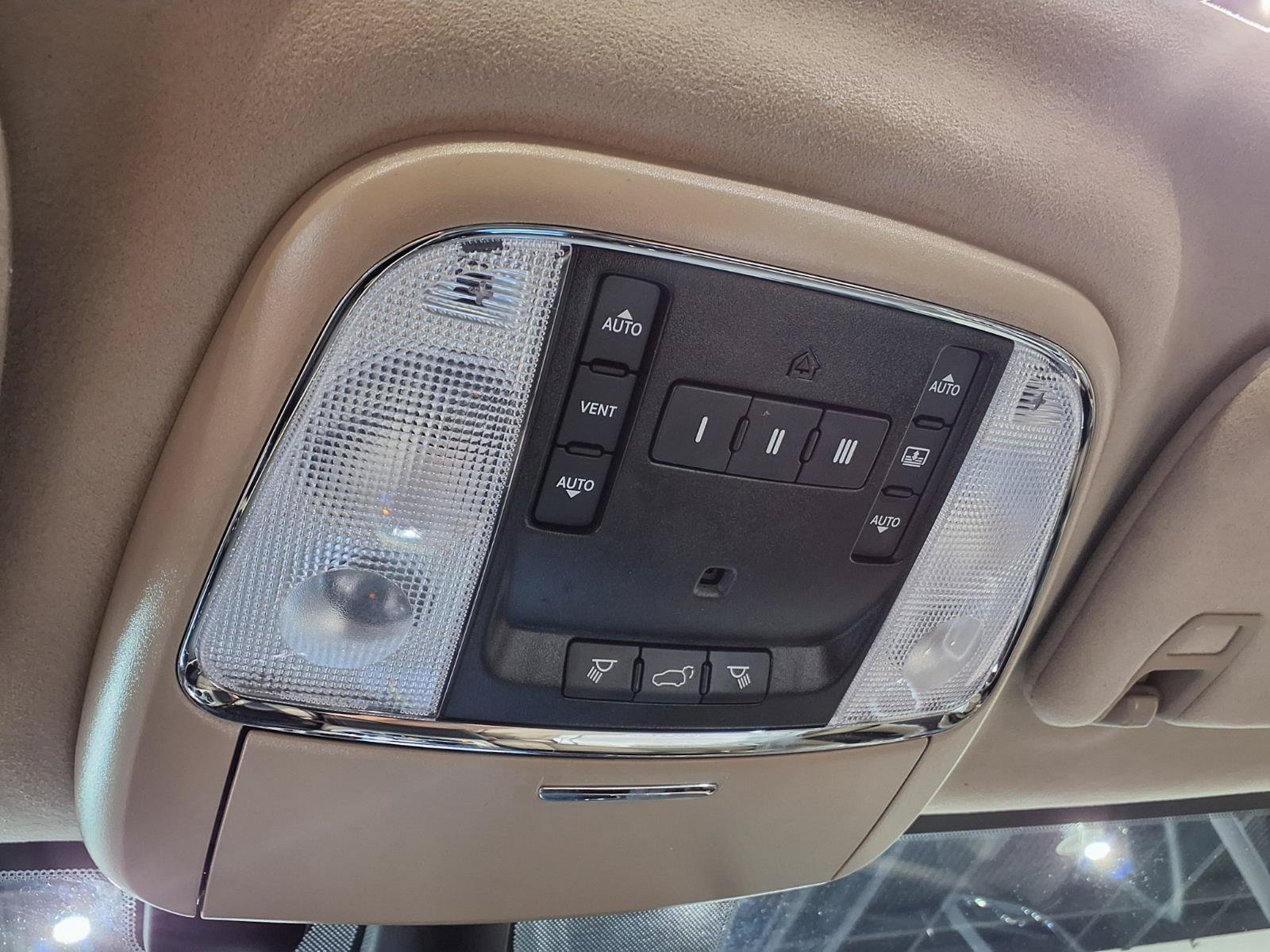 Certified 2020 Jeep Grand Cherokee Summit AWD/4WD image 16