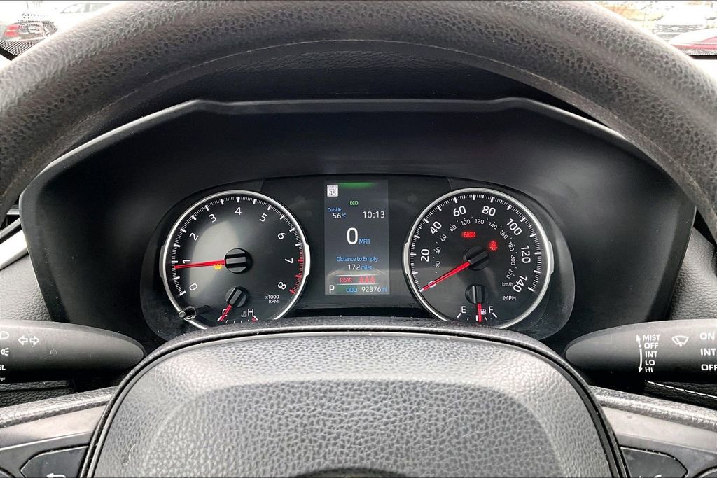 Used 2022 Toyota RAV4 LE image 25
