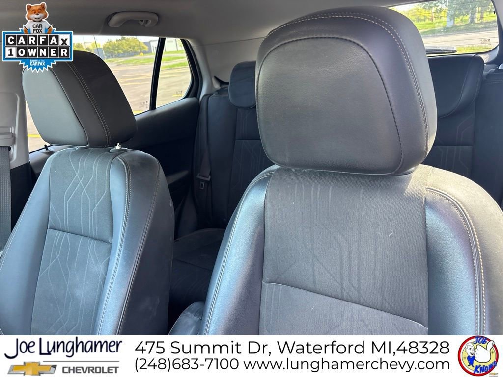 Used 2022 Chevrolet Trax LT w/ LT Convenience Package AWD/4WD image 13