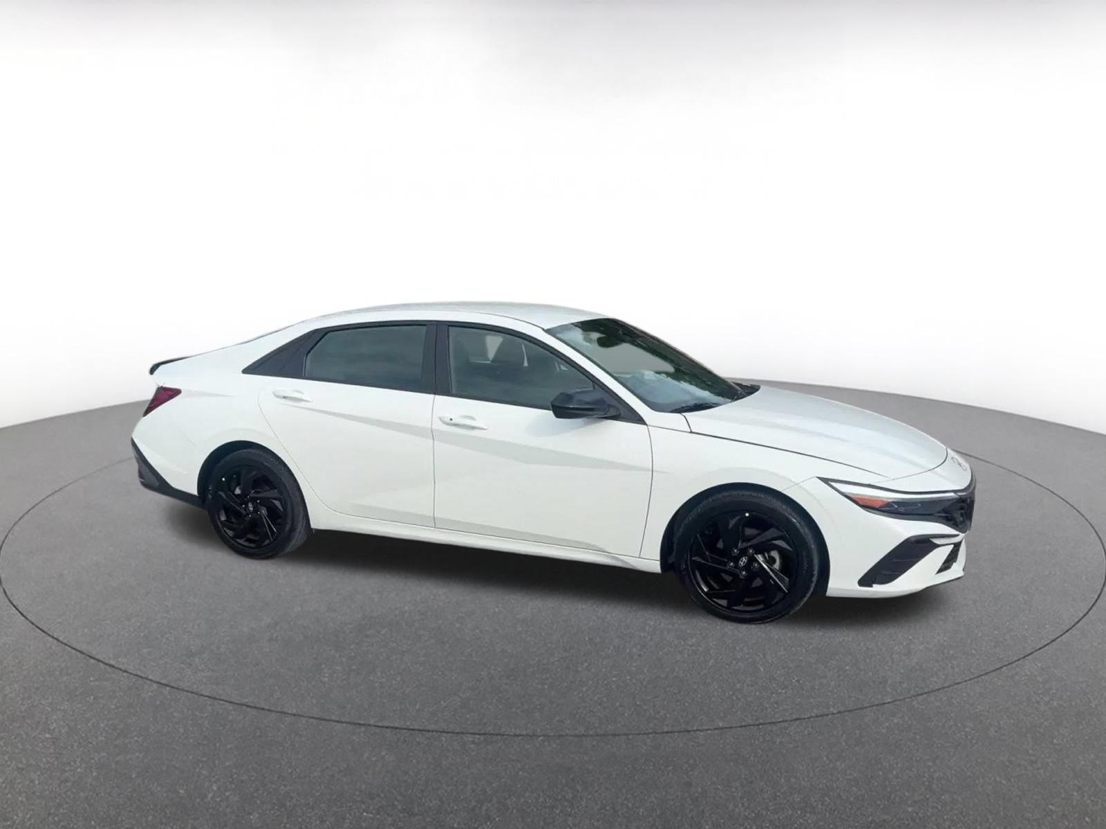 Used 2026 Hyundai Elantra Sport FWD video 2