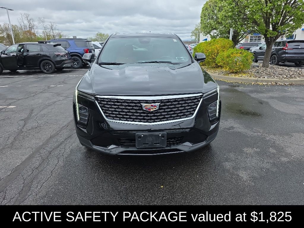 Used 2024 Cadillac XT4 Premium Luxury w/ Active Safety Package AWD/4WD image 2