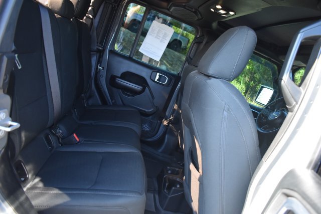 Used 2021 Jeep Gladiator Sport AWD/4WD image 15