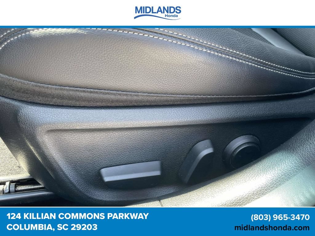 Used 2025 Genesis G70 2.5T RWD image 14