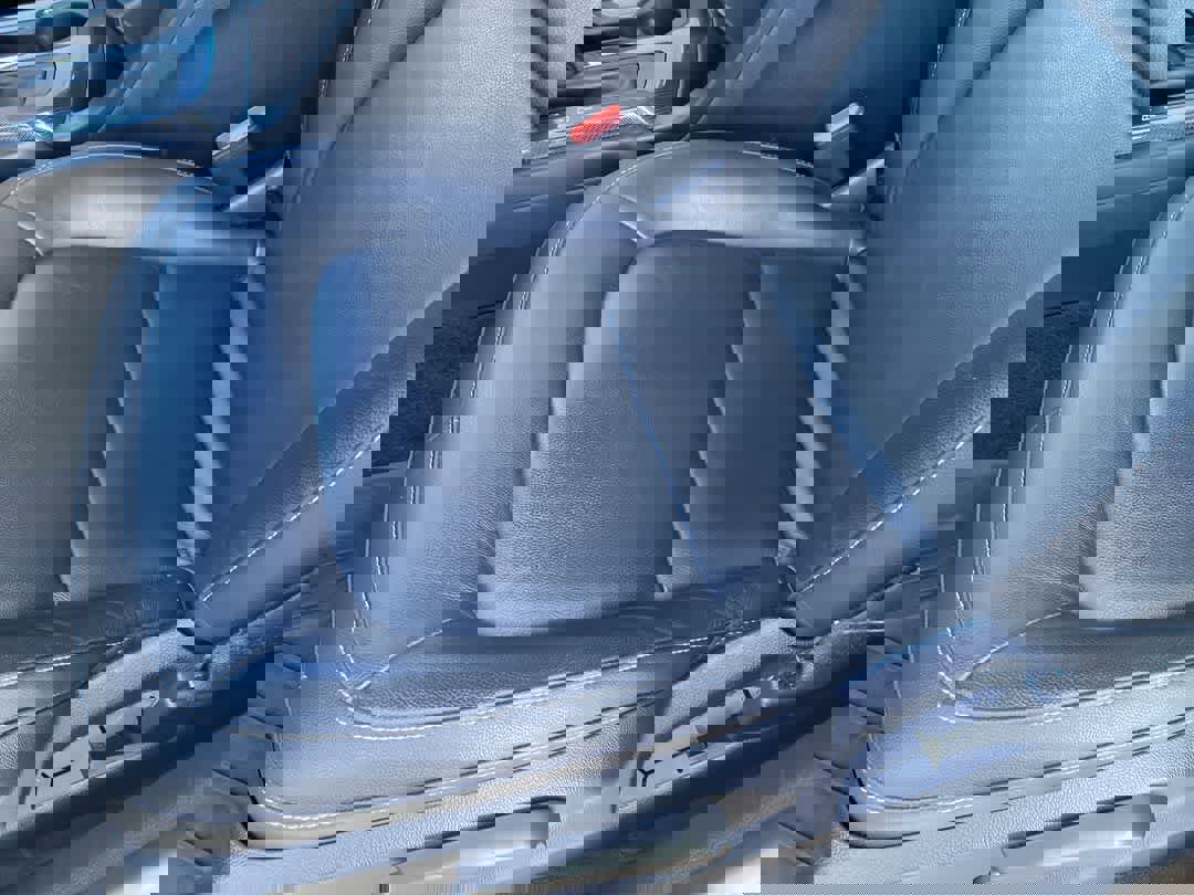 Used 2018 Chevrolet Colorado Z71 w/ Centennial Edition image 11