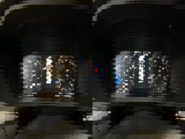 Used 2020 Volvo S60 T5 R-Design image 16