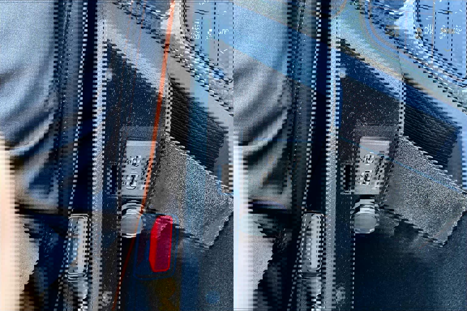 Used 2024 Cadillac CT4 V w/ Super Cruise 2 Package image 35