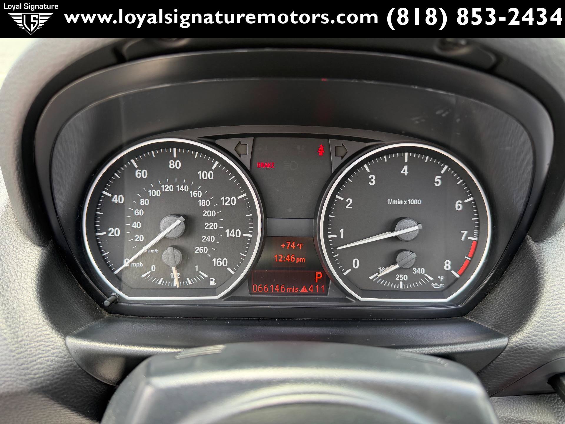 Used 2012 BMW 135i Convertible RWD image 22