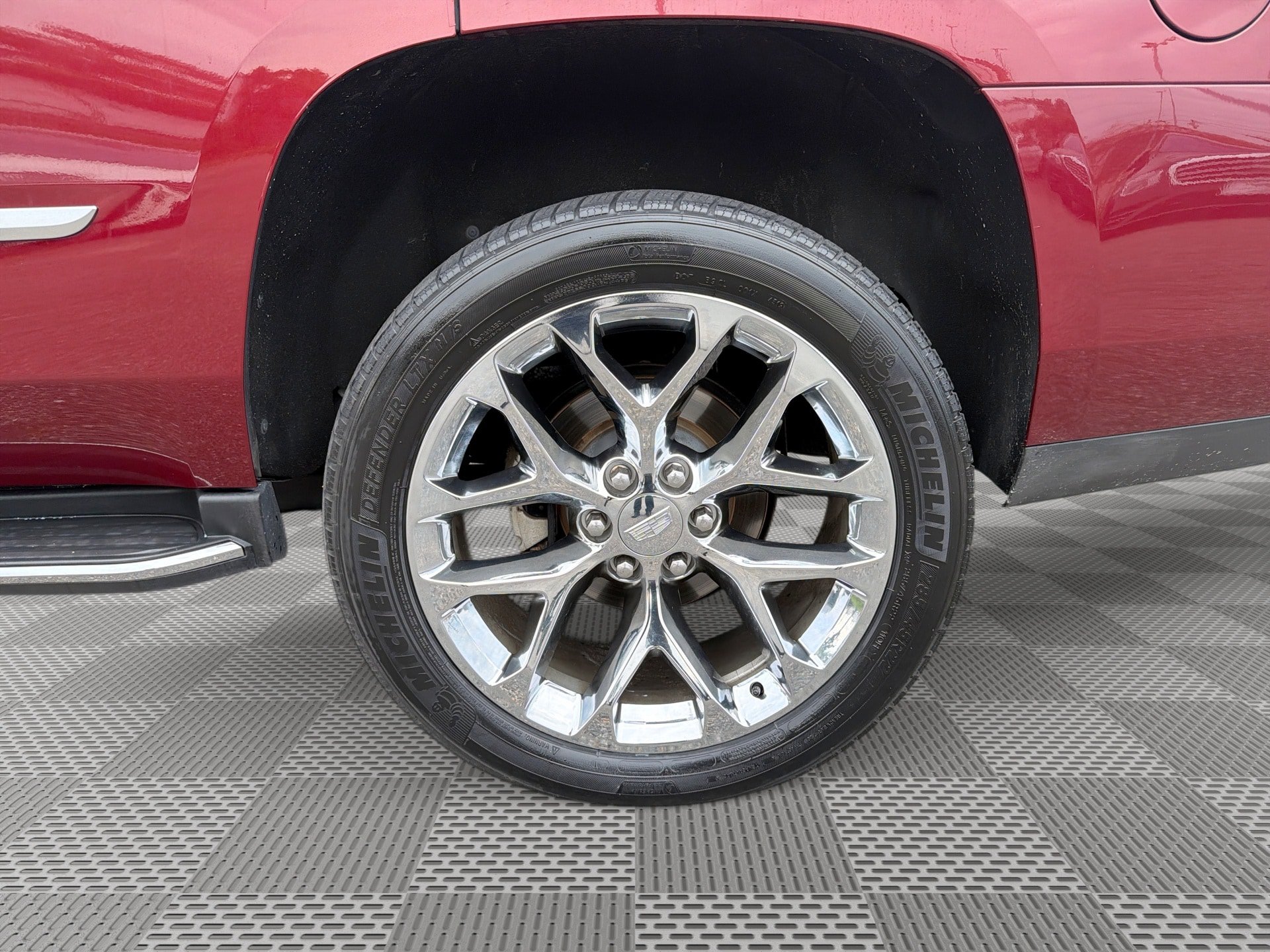 Used 2018 Cadillac Escalade Luxury RWD image 29