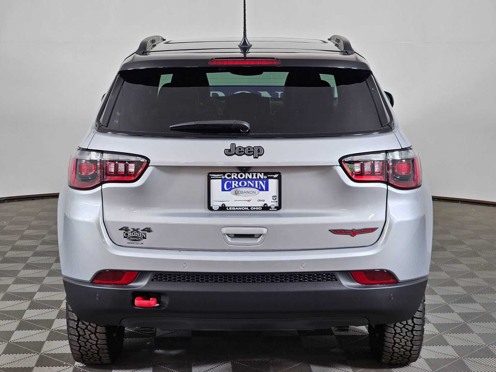 New 2026 Jeep Compass Trailhawk w/ Sun, Sound & Navigation Group AWD/4WD image 31