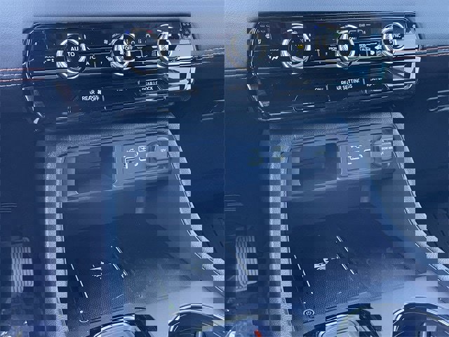 New 2025 Honda Pilot TrailSport image 19