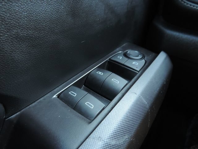 Used 2024 Chevrolet Colorado LT w/ LT Convenience Package III RWD image 26