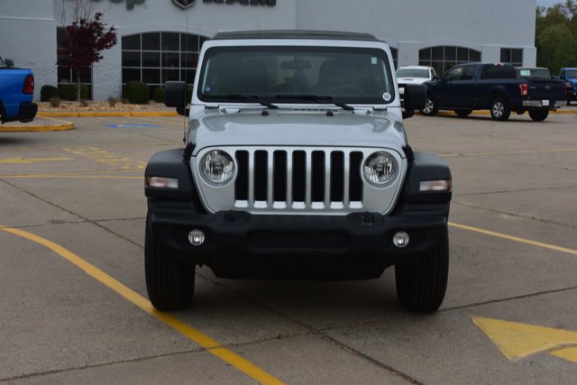 Used 2023 Jeep Wrangler Sport S image 2