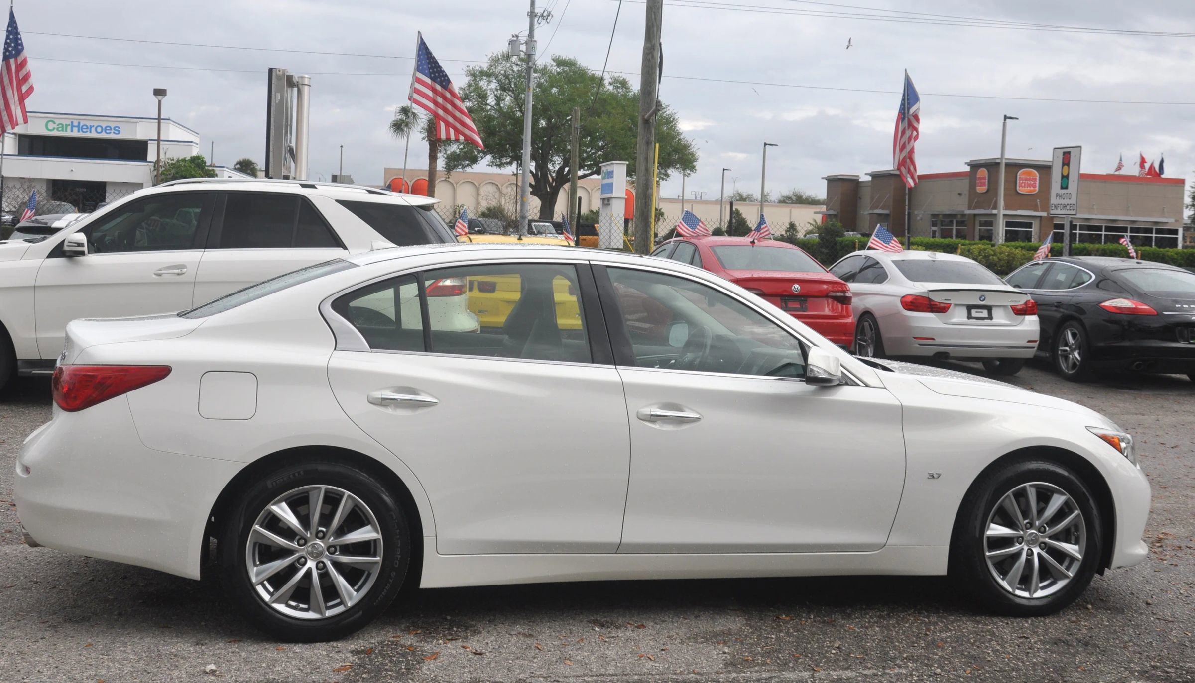 Used 2014 INFINITI Q50 Premium w/ Navigation Package image 19