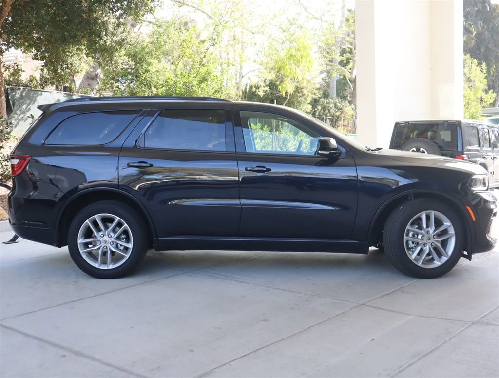 Used 2024 Dodge Durango GT image 3