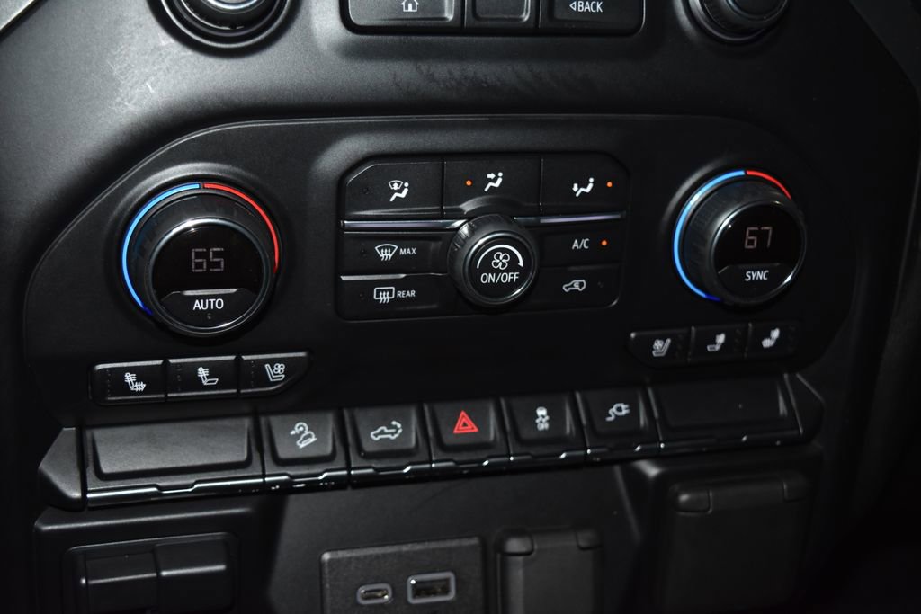 Used 2020 Chevrolet Silverado 2500 LTZ AWD/4WD image 14