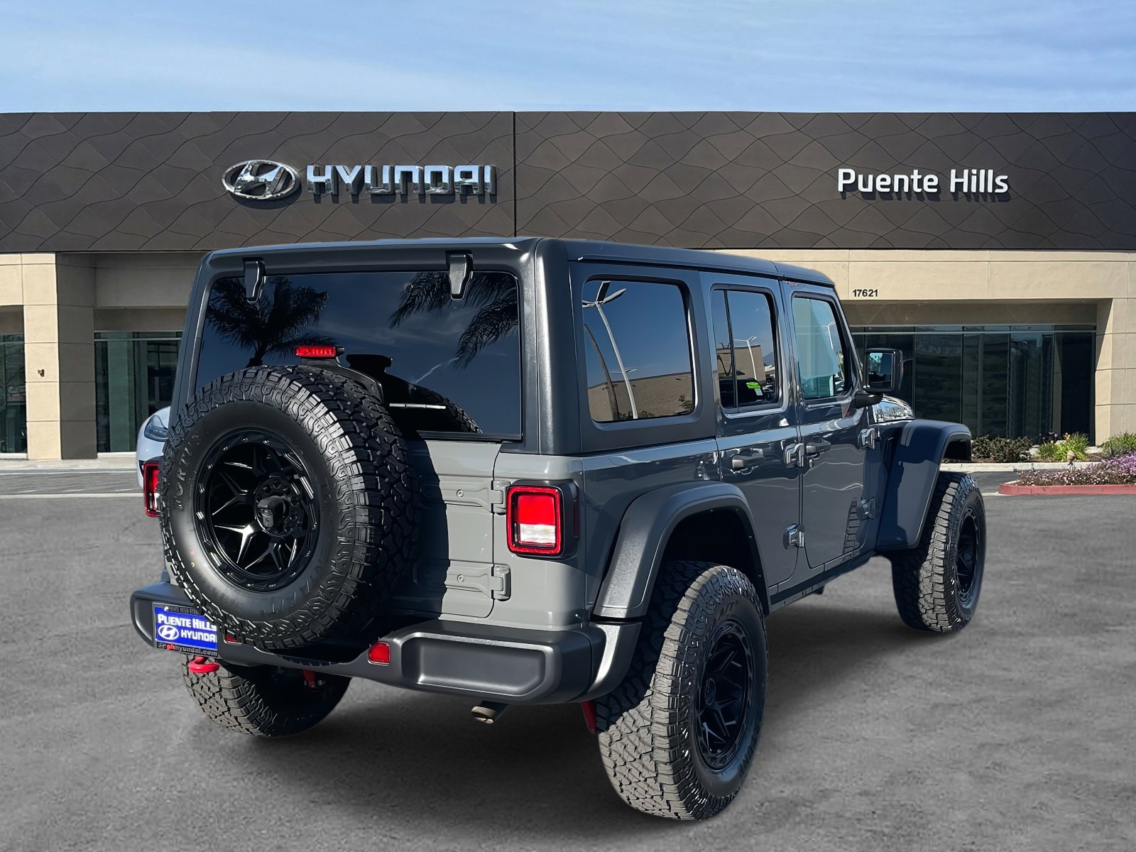 Used 2021 Jeep Wrangler Unlimited Rubicon image 4