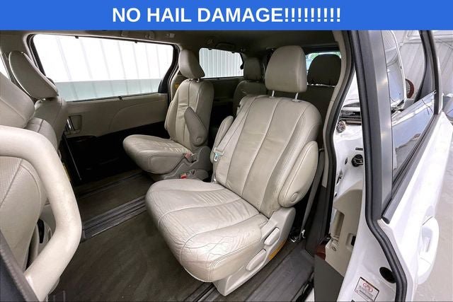 Used 2012 Toyota Sienna XLE w/ Entertainment Pkg FWD image 20