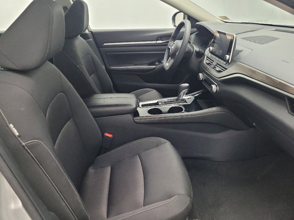 Used 2023 Nissan Altima 2.5 SV image 21