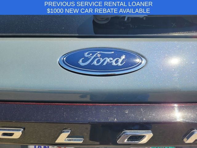 Used 2026 Ford Explorer Active AWD/4WD image 7
