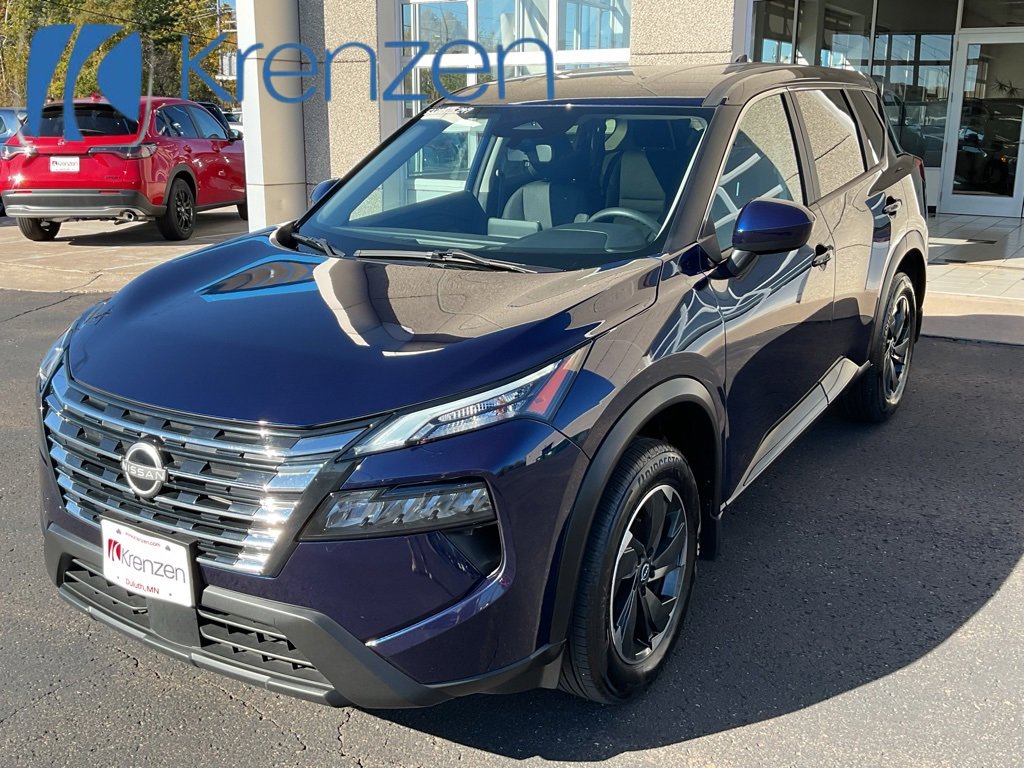 Used 2024 Nissan Rogue SV