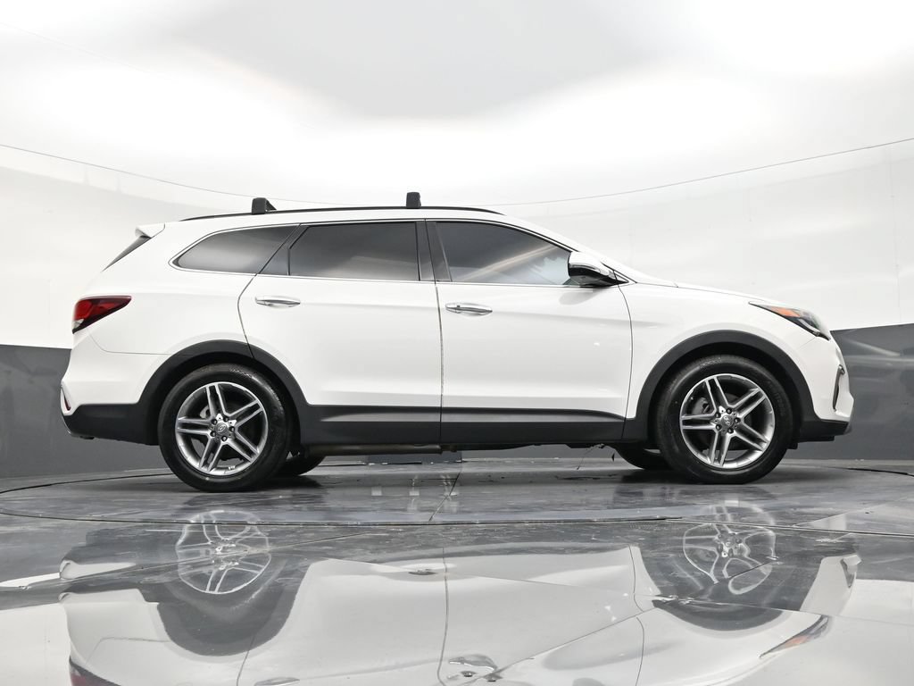 Used 2018 Hyundai Santa Fe FWD image 26