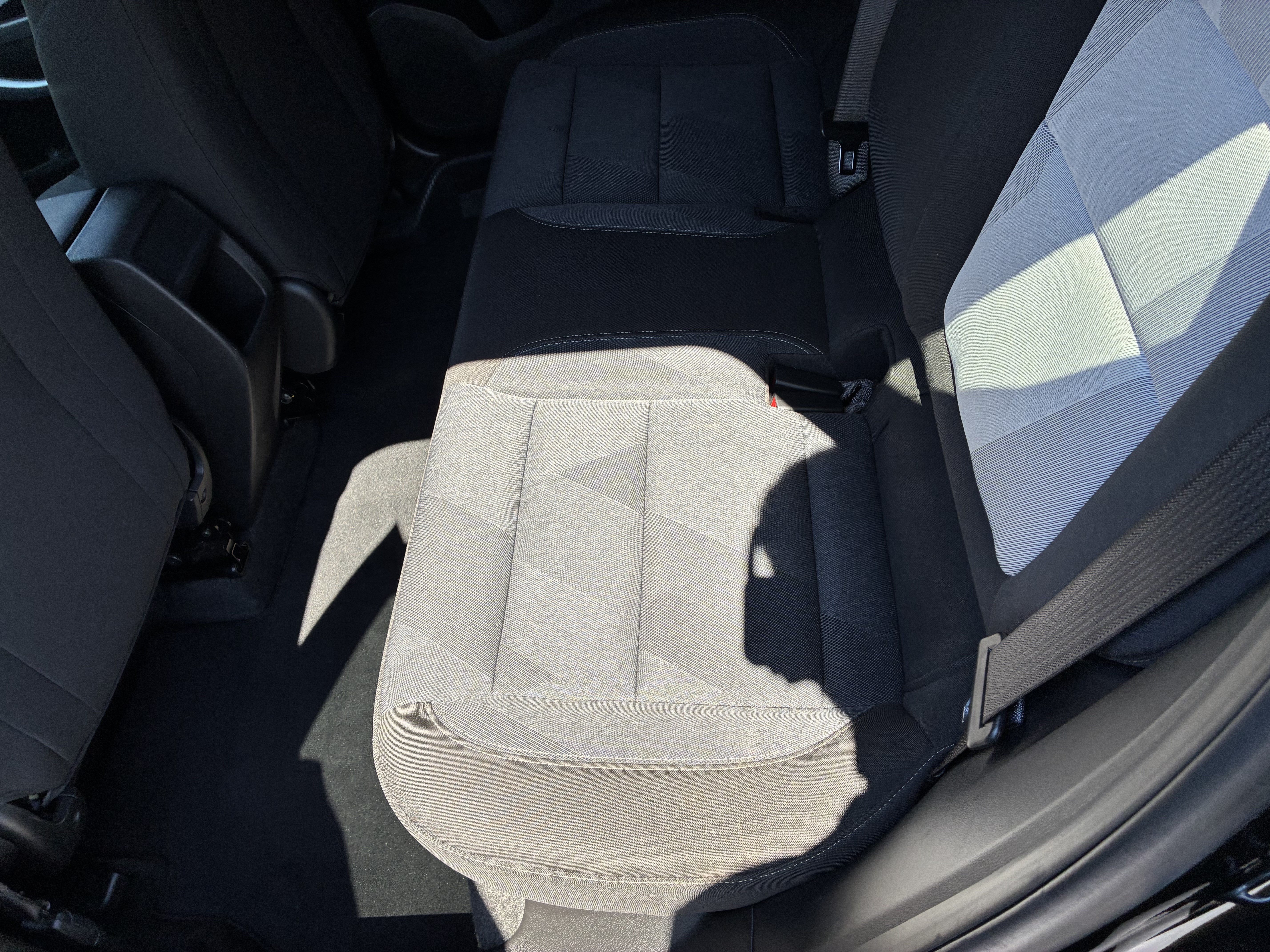 Used 2025 Chevrolet Trax LS w/ LS Convenience Package FWD image 13