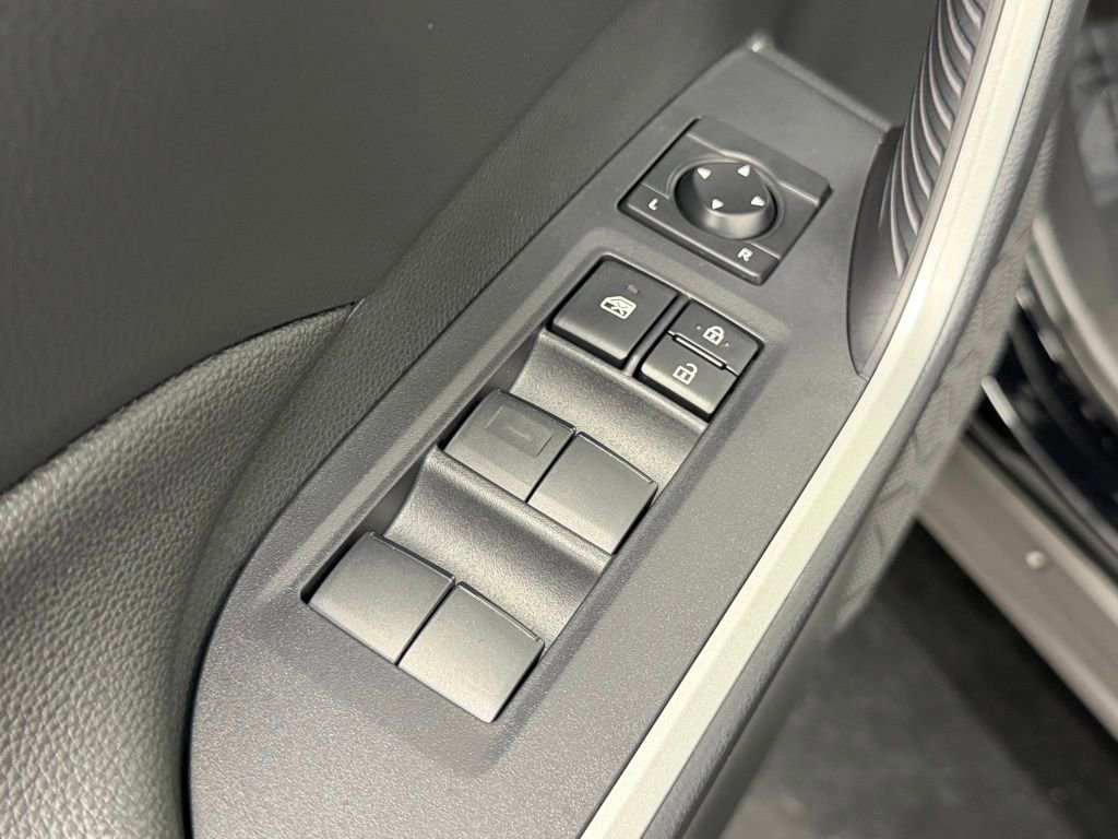 Certified 2025 Toyota RAV4 LE FWD image 20