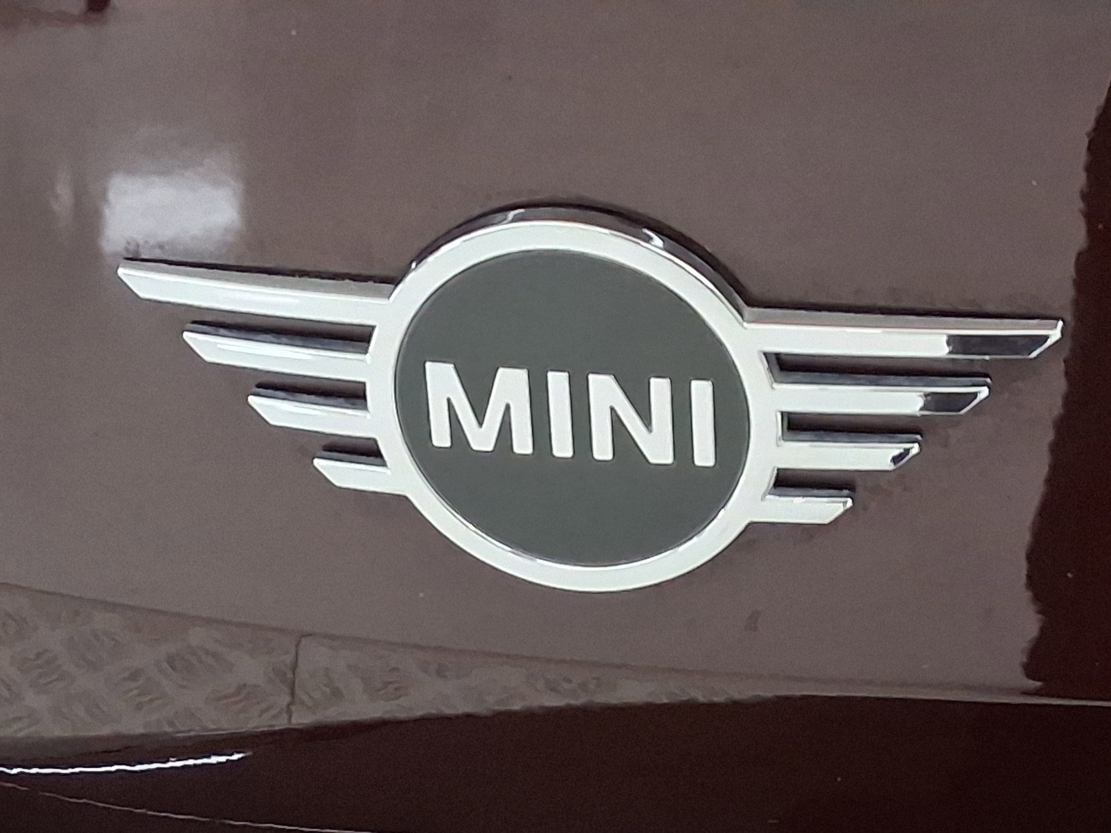 Used 2019 MINI Cooper Clubman S w/ Premium Package FWD image 22