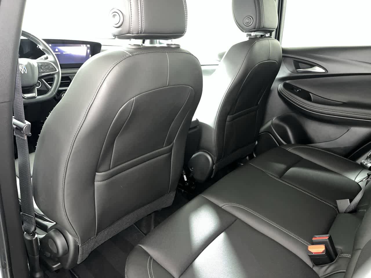 Used 2024 Buick Encore GX Sport Touring AWD/4WD image 24