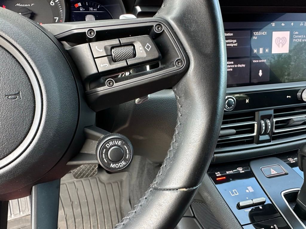 Certified 2023 Porsche Macan Turbo image 17
