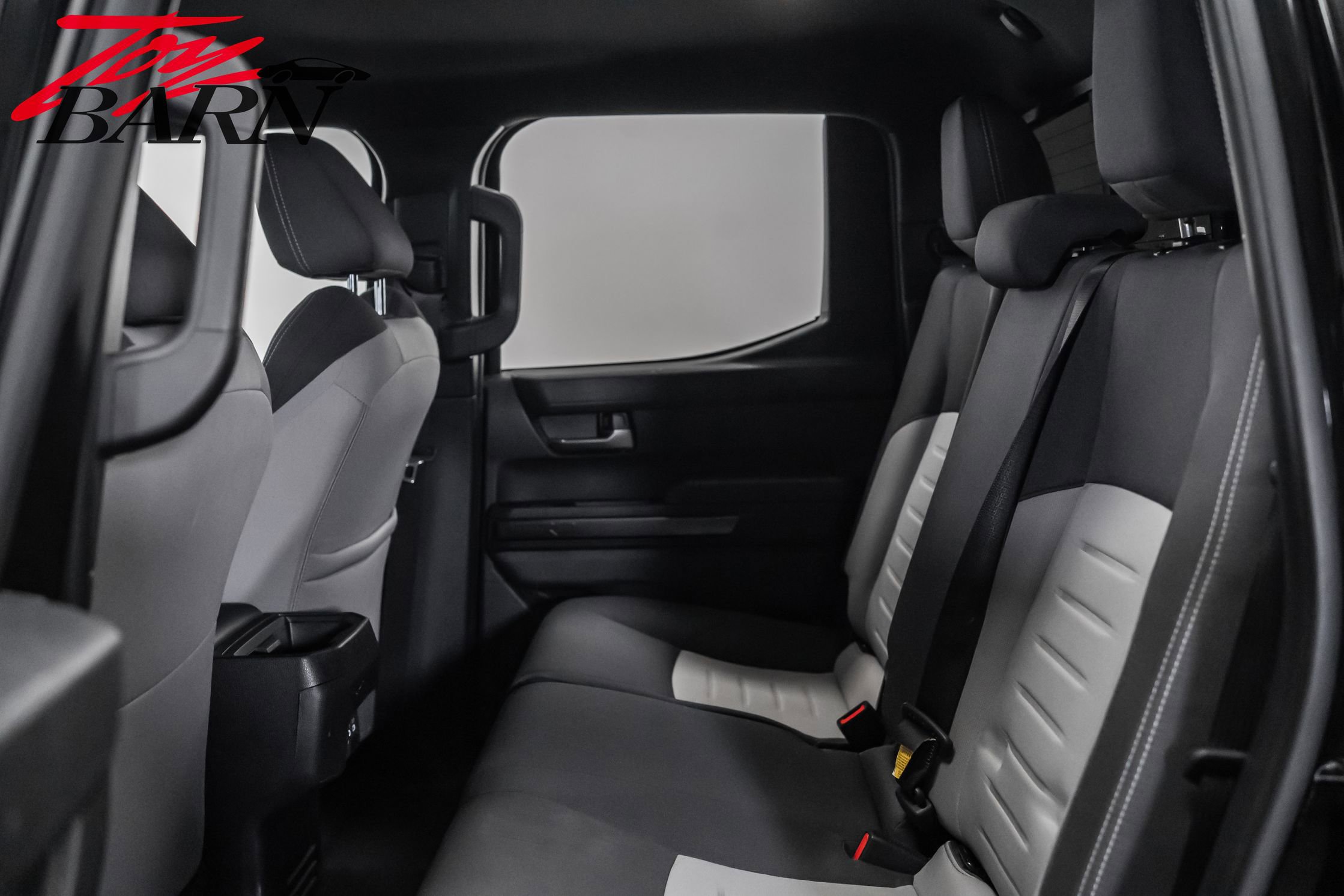 Used 2025 Toyota Tacoma TRD Off-Road image 45