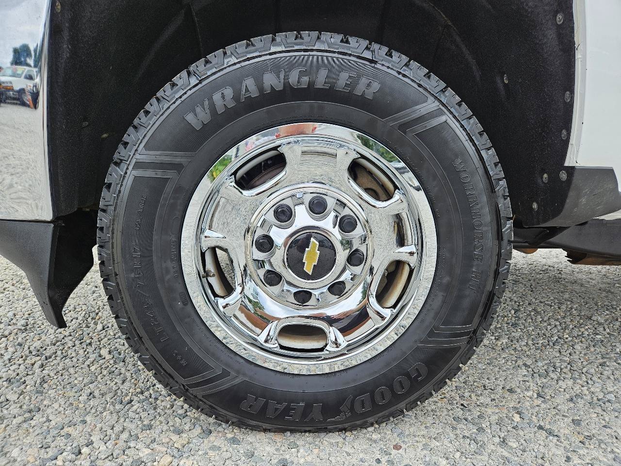Used 2019 Chevrolet Silverado 2500 W/T AWD/4WD image 53
