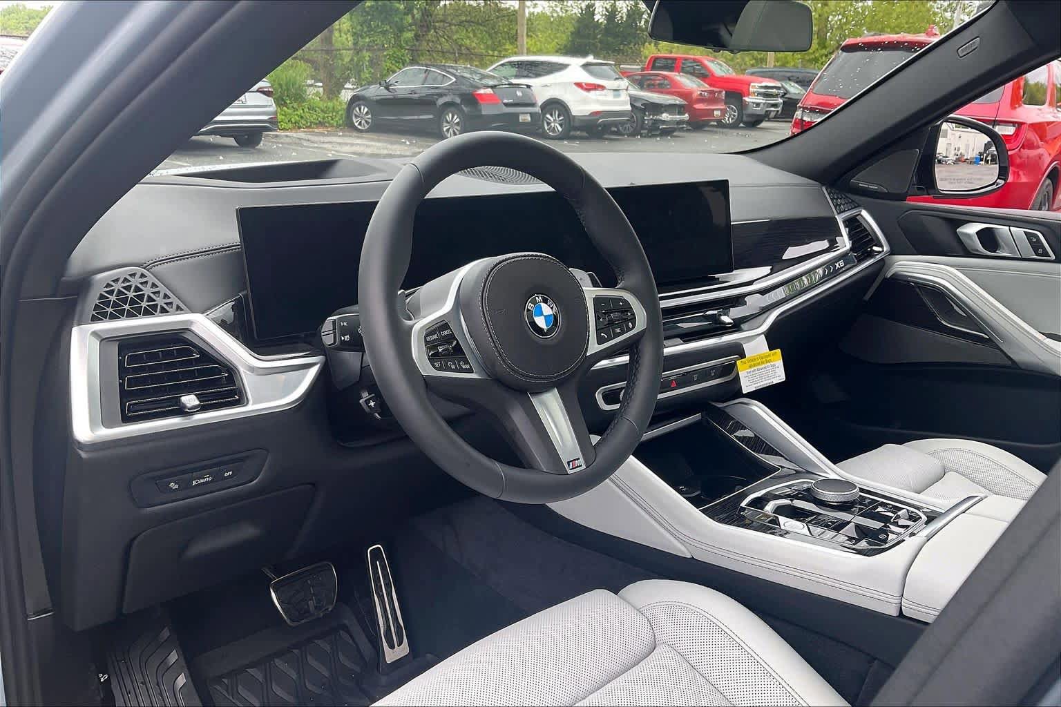 Used 2026 BMW X6 xDrive40i AWD/4WD image 17