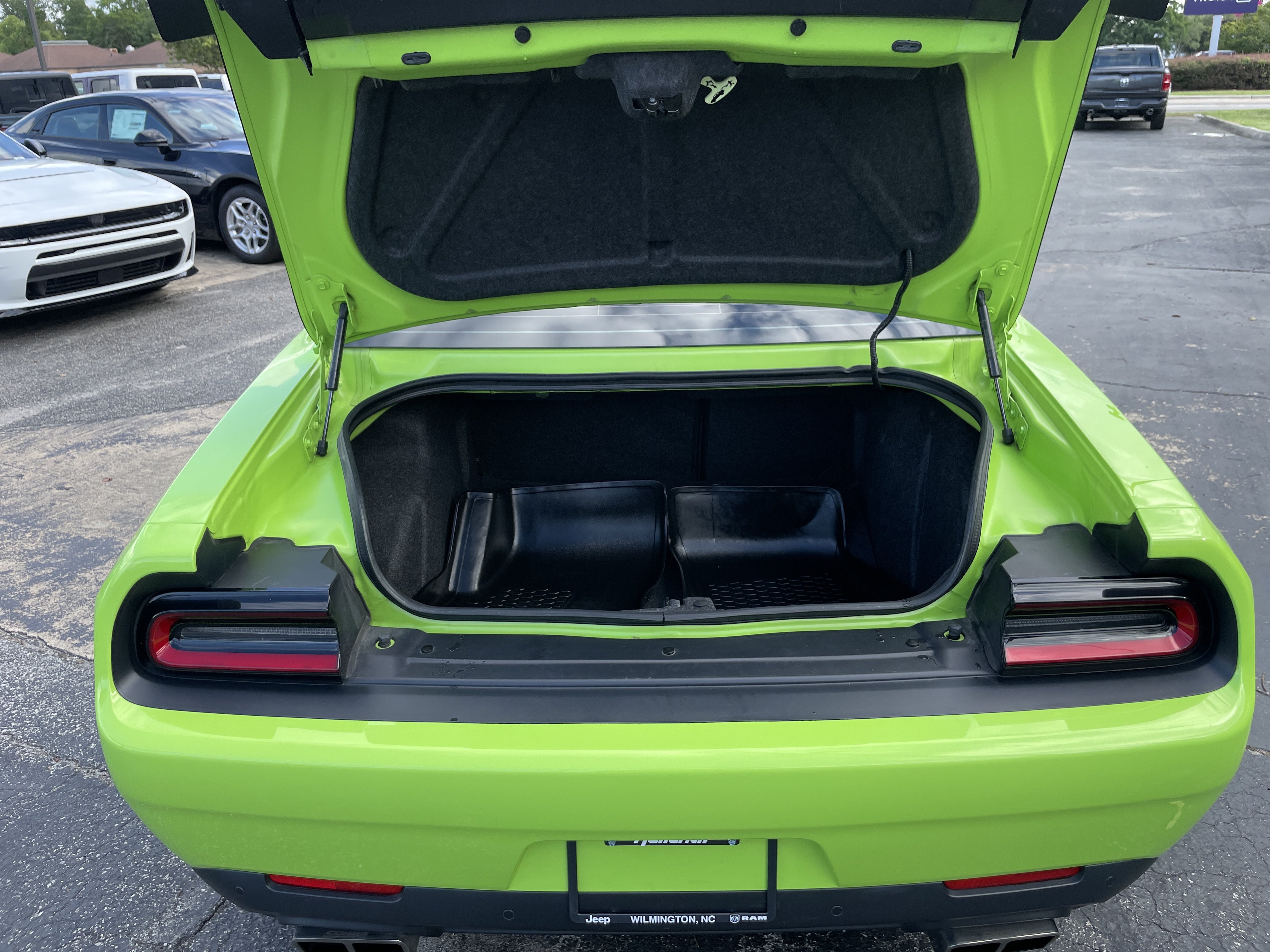 Used 2019 Dodge Challenger R/T Scat Pack RWD image 30