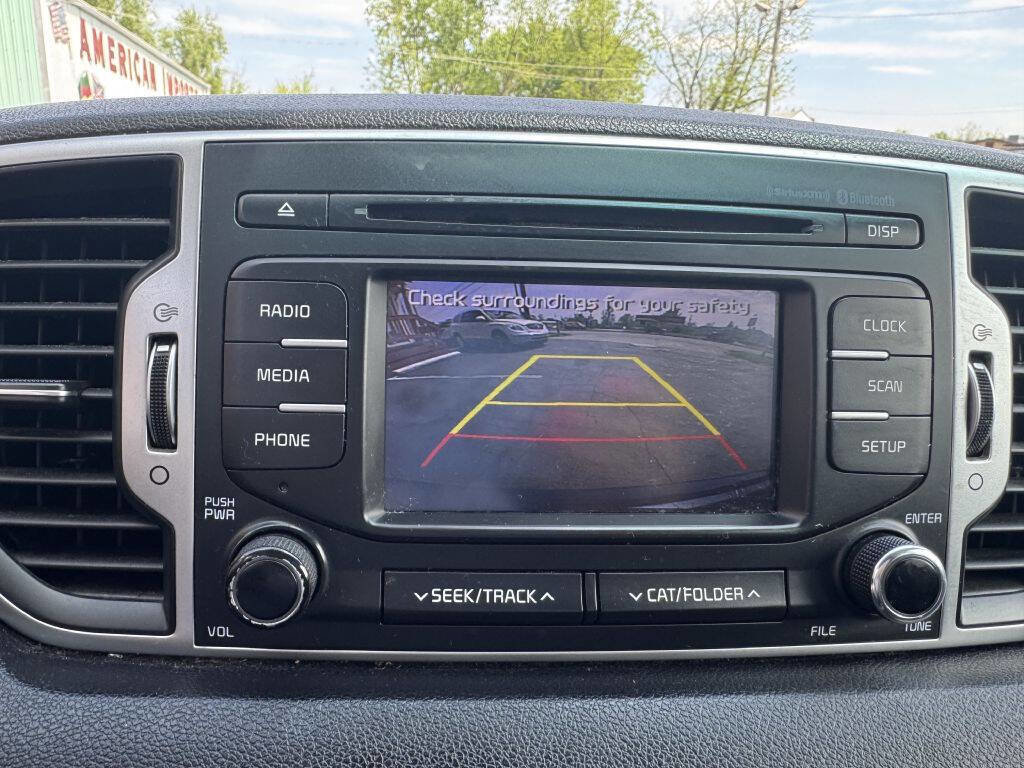 Used 2018 Kia Sportage LX image 21