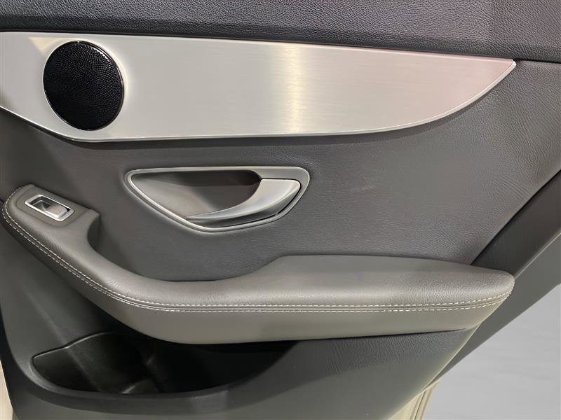Used 2019 Mercedes-Benz C 300 Sedan image 13