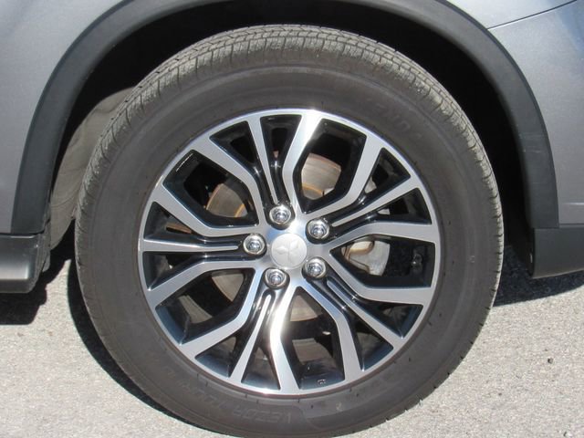 Used 2018 Mitsubishi Outlander Sport LE AWD/4WD image 10